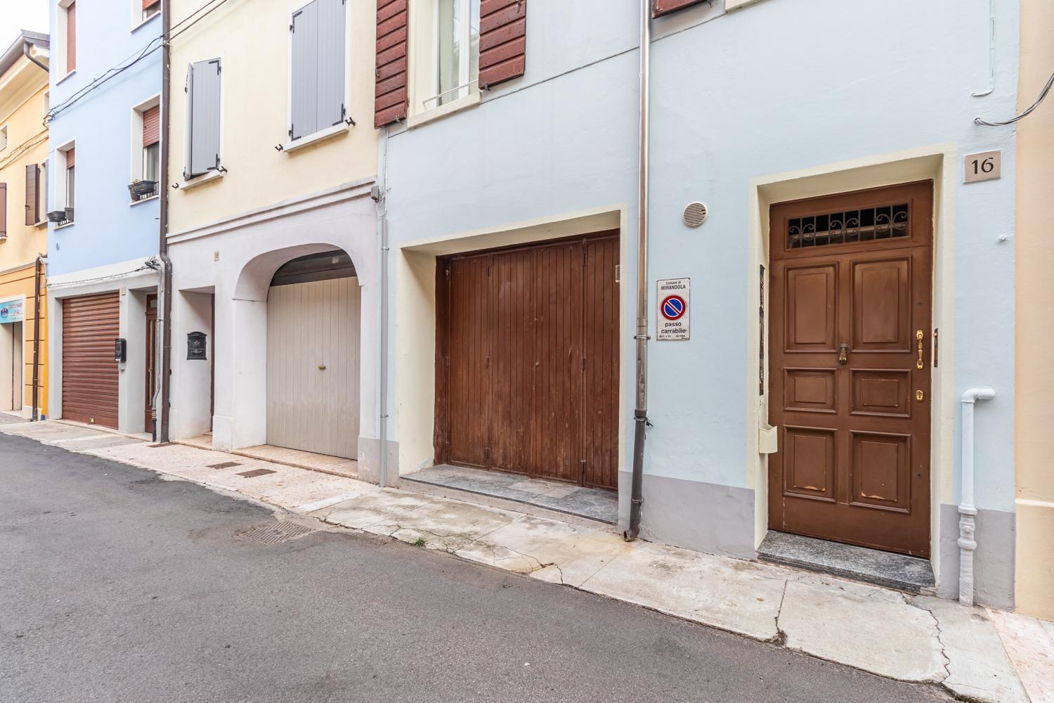 Ca 'Pico With Wifi-Few Steps From Center Apartment Mirandola Exterior photo